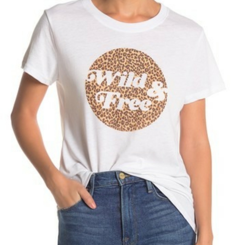 NWT-Womans graphic Tshirt-S